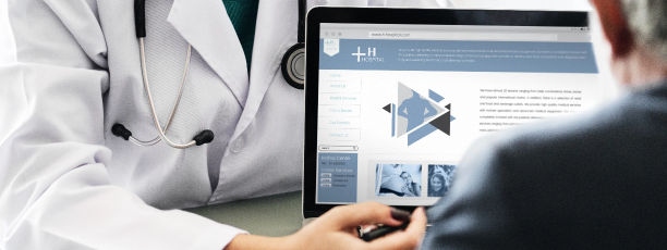 doctor-suggesting-hospital-program-patient