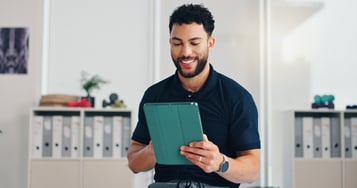 The best ehr for private practice. therapist using ehr software